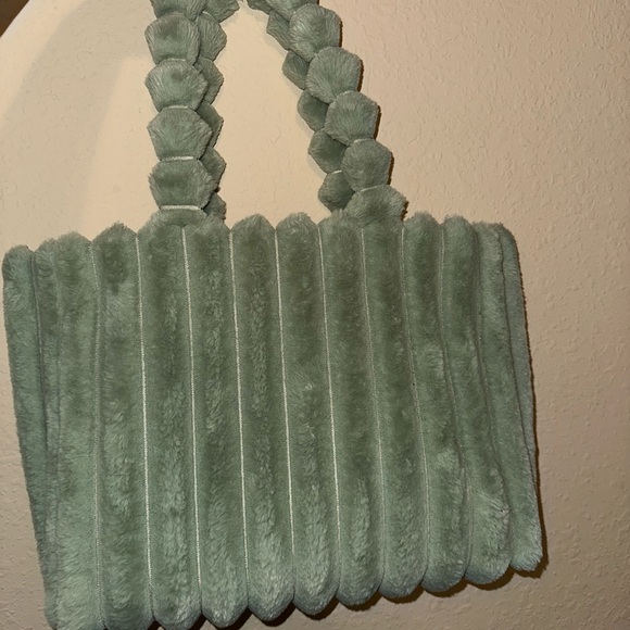 Plush Mint Green Shoulder Tote Bag - Picture 2 of 3